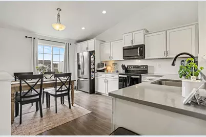 1637 Tea Pond Court, Vicksburg, MI 49097 - Photo 10