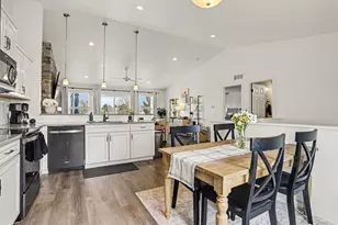 1637 Tea Pond Ct, Vicksburg, MI 49097 - Photo 8