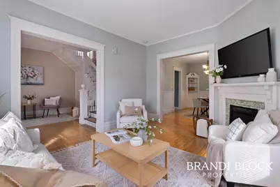 412 Hastings Street, Allegan, MI 49010 - Photo 6