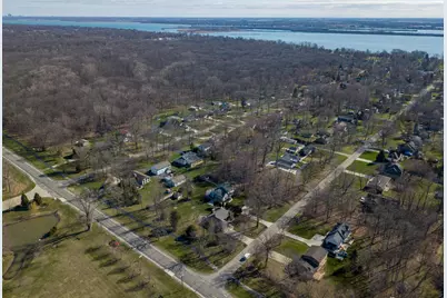 9137 Rucker Road, Grosse Ile, MI 48138 - Photo 32