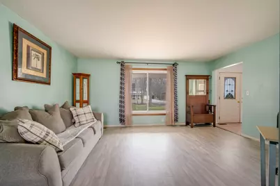 9137 Rucker Road, Grosse Ile, MI 48138 - Photo 8