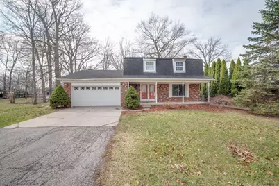 9137 Rucker Road, Grosse Ile, MI 48138 - Photo 2