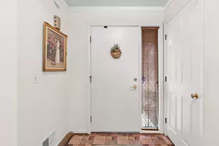 42282 E Edward Dr, Clinton Twp, MI 48038 - Photo 26