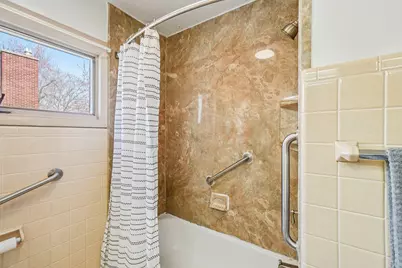682 Budlong Street, Adrian, MI 49221 - Photo 14