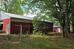 9945 US-31, Free Soil, MI 49411 - Photo 10