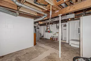 409 E Broadway Ave, Scottville, MI 49454 - Photo 20