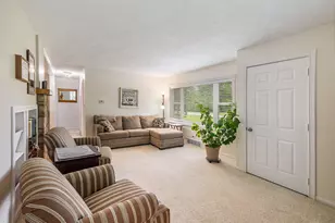 409 E Broadway Ave, Scottville, MI 49454 - Photo 6