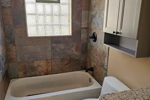 14030 Elgin St St, Oak Park, MI 48237 - Photo 12