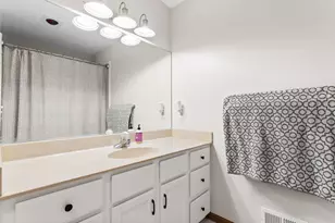 9109 Pine Hill Ct, Saline, MI 48176 - Photo 34
