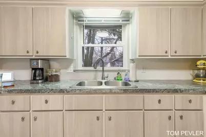 2208 Dawson Avenue NE, Grand Rapids, MI 49505 - Photo 20