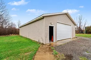 1845 Crystal Ln, Allegan, MI 49010 - Photo 4