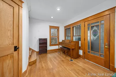 20 Dean Street NW, Grand Rapids, MI 49505 - Photo 10