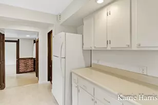 910 E Evergreen St, Greenville, MI 48838 - Photo 20