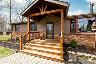 4609 Parker, Howell, MI 48843 - Photo 2