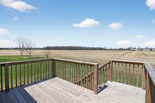 2106 Farm Valley Rd, Adrian, MI 49221 - Photo 6