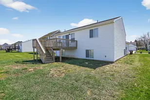 2106 Farm Valley Rd, Adrian, MI 49221 - Photo 16