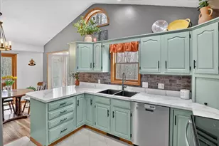 3652 Sawyer Rd, Sawyer, MI 49125 - Photo 10