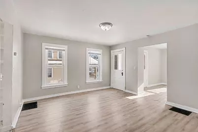 1302 Ogden Ave, Kalamazoo, MI 49006 - Photo 10