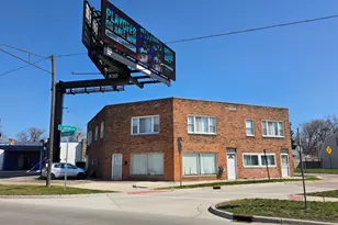 22006 N Chrysler Dr, Hazel Park, MI 48030 - Photo 18