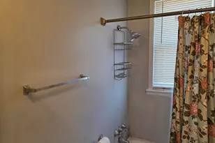 22006 N Chrysler Dr, Hazel Park, MI 48030 - Photo 14