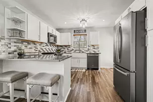 1224 Crystal Way Ct, Middleville, MI 49333 - Photo 8