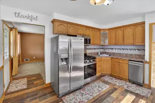 4701 Croissant St, Dearborn Heights, MI 48125 - Photo 8