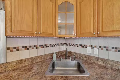 4701 Croissant Street, Dearborn Heights, MI 48125 - Photo 10