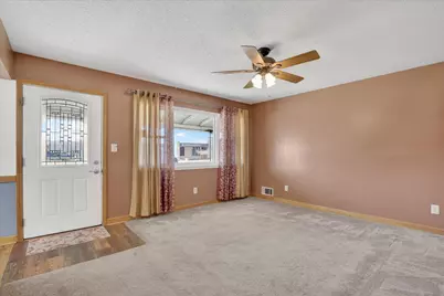 4701 Croissant Street, Dearborn Heights, MI 48125 - Photo 4