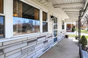 4701 Croissant St, Dearborn Heights, MI 48125 - Photo 2