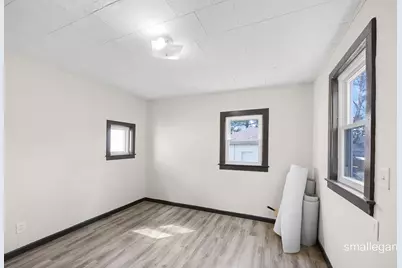 1010 Alpine Avenue NW, Grand Rapids, MI 49504 - Photo 14