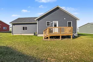 260 Stonecrest Dr, Shelby, MI 49455 - Photo 4