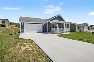 254 Stonecrest Dr, Shelby, MI 49455 - Photo 2