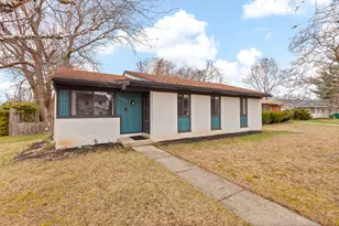 10905 Jackson Ct, Van Buren Township, MI 48111 - Photo 2