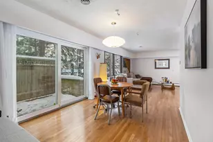 2146 Treehaven Dr, Kalamazoo, MI 49008 - Photo 12