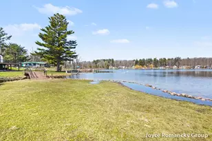 11235 W Broomfield Rd, Remus, MI 49340 - Photo 36