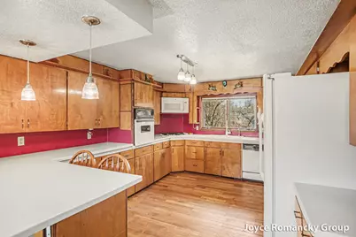 11235 W Broomfield Road, Remus, MI 49340 - Photo 12