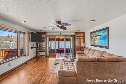 11235 W Broomfield Road, Remus, MI 49340 - Photo 16