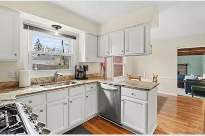 25234 Chapelweigh Drive, Farmington Hills, MI 48336 - Photo 12