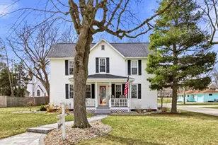 119 Union St, Port Austin, MI 48467 - Photo 1
