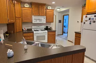 1412 Westwind Ln, Fremont, MI 49412 - Photo 4