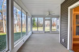 1132 Lochaven Cir, Hillsdale, MI 49242 - Photo 38