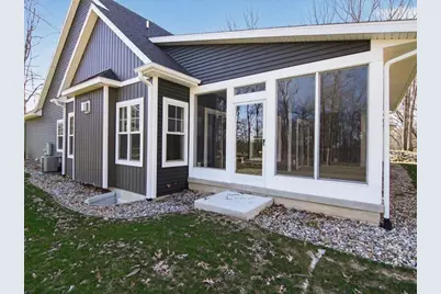1132 Lochaven Circle, Hillsdale, MI 49242 - Photo 66