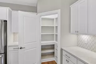 1132 Lochaven Cir, Hillsdale, MI 49242 - Photo 24