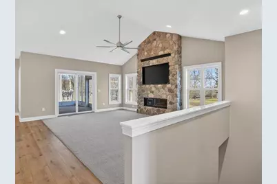 1132 Lochaven Circle, Hillsdale, MI 49242 - Photo 12