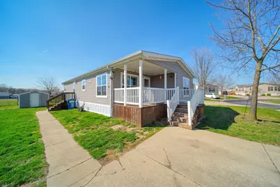 320 Grand River Drive, Adrian, MI 49221 - Photo 2