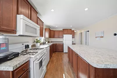 320 Grand River Drive, Adrian, MI 49221 - Photo 10