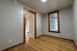 1732 7th St, Muskegon, MI 49441 - Photo 4