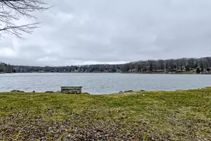 9471 Peninsula Dr, Mecosta, MI 49332 - Photo 2