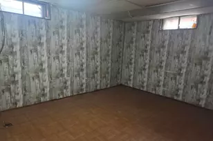 8236 Trinity St, Detroit, MI 48228 - Photo 24