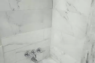 8236 Trinity St, Detroit, MI 48228 - Photo 12